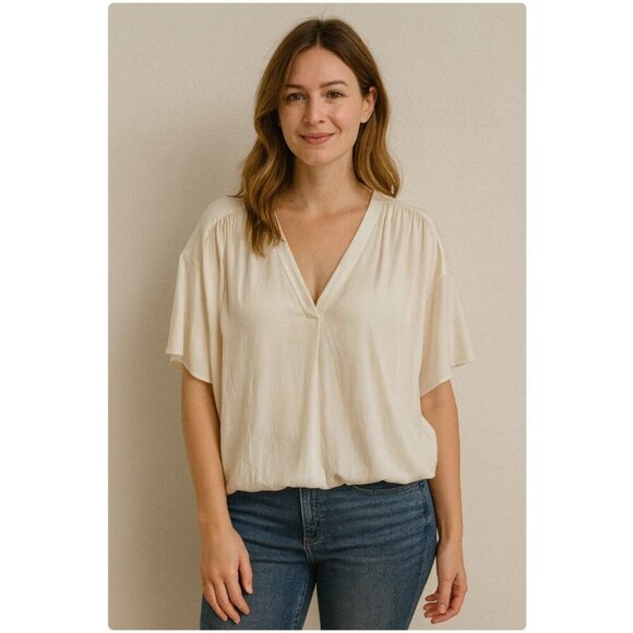 Vince Blouse Womens Large Silk Blend Short Sleeve Draped Relaxed Top VS91712175 - Picture 1 of 6